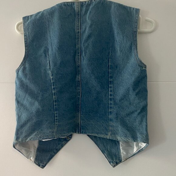 Fitted Denim Vest - Picture 3 of 3